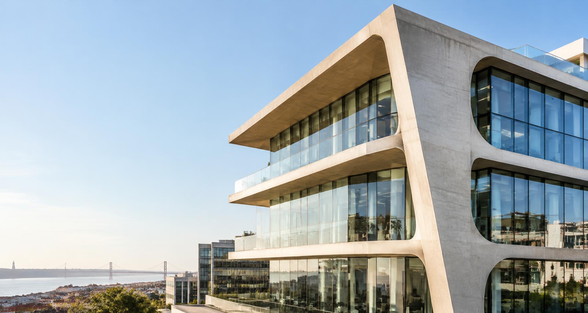 Arquitetura contemporânea com vista sobre Lisboa